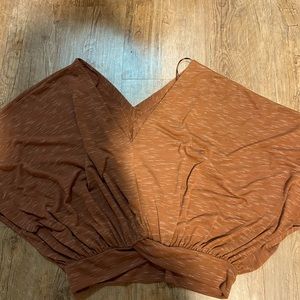 Flowy crop top (worn once)